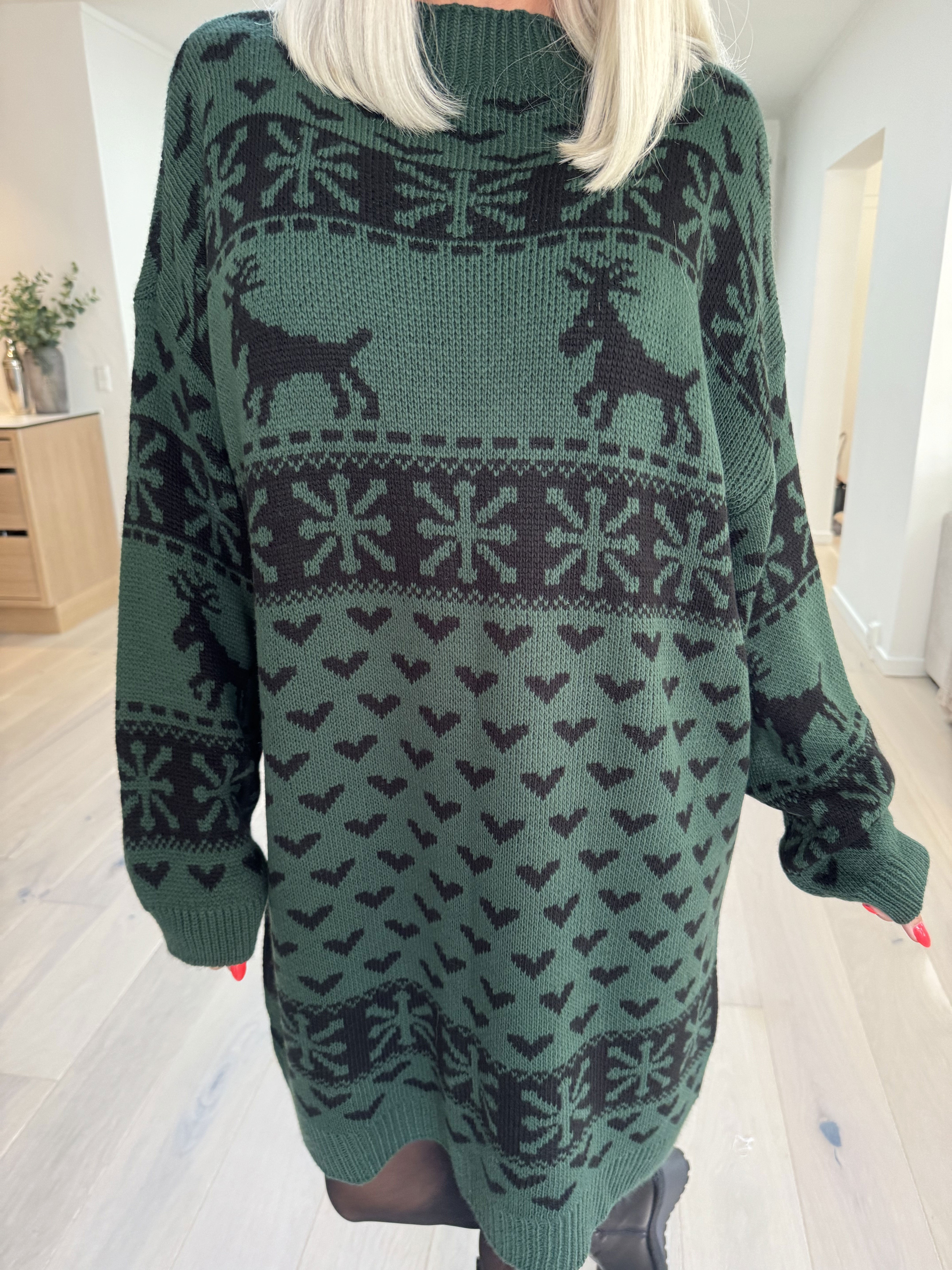 Rudolf - Sød strikkjole med julemotiver